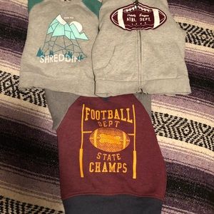 Lot of toddler boys clothes